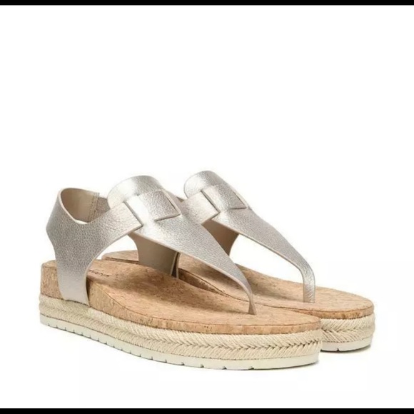Vince Espadrille Thong Sandal - Picture 4 of 13